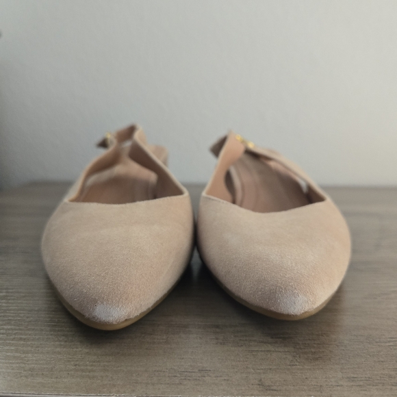 Cole Haan The Go-To Slingback Pump 45 mm Suede Beige Size 10B Defect Mild Scuffs - Picture 3 of 12